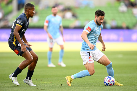 Mathew Leckie in action for Melbourne City against grand final opponents Central Coast.
