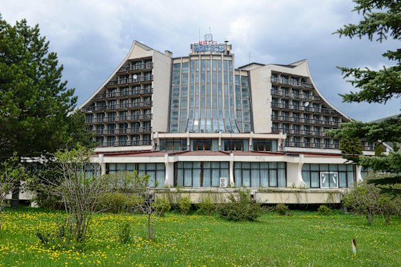 Trade had been sluggish for Hotel Narcis long before it bolted the front door.