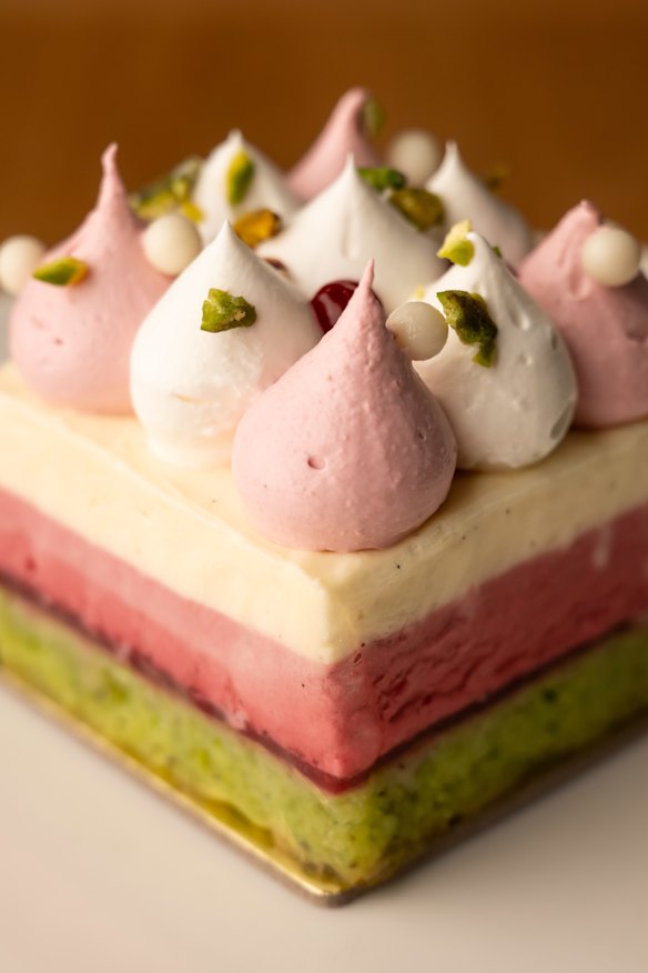 Prima vera cake. 
