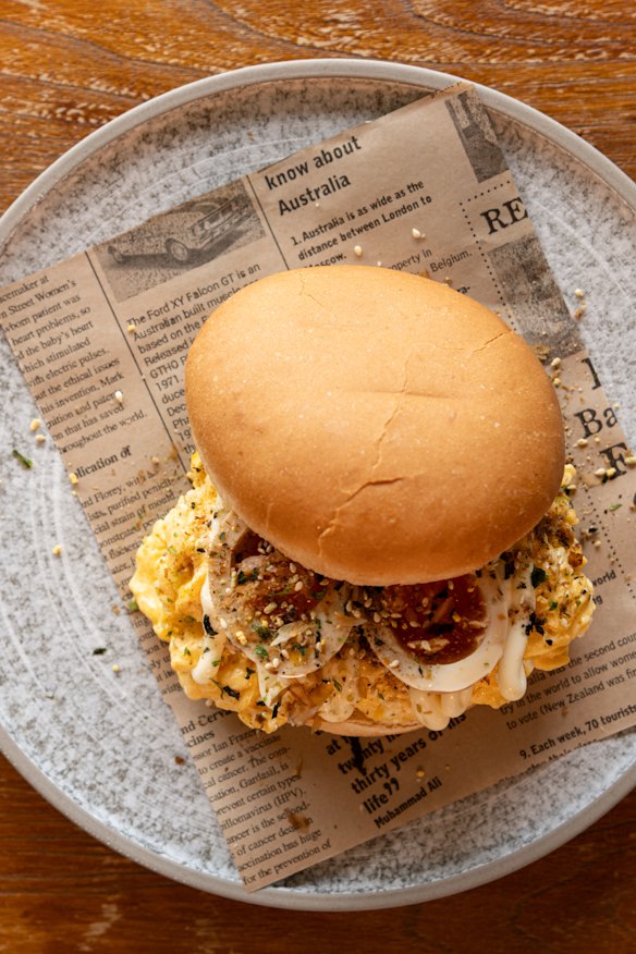 Tamago sando. 