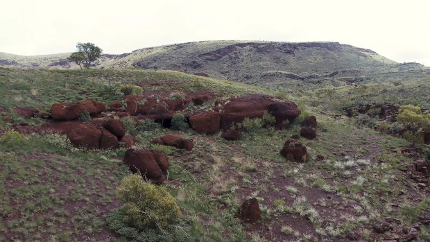 Spear Hill (Ngajanha Marnta) near Karijini National Park in the Pilbara. 