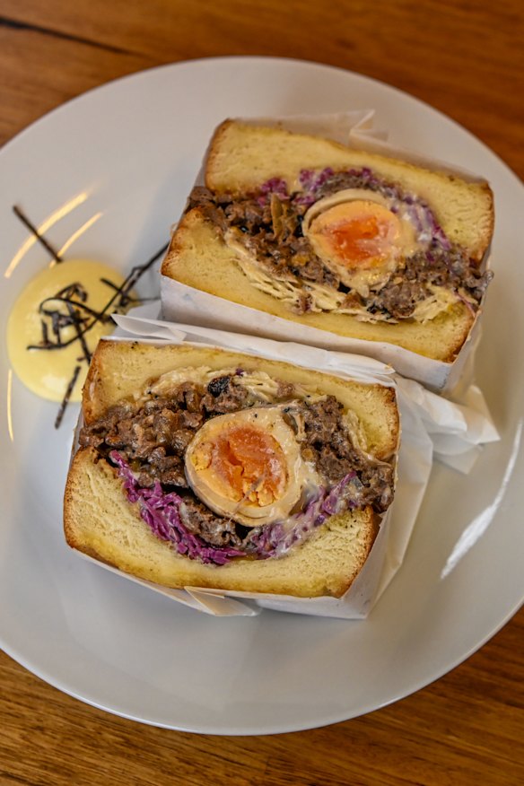 Bulgogi sando.