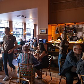 The “Riser” caters to all ages, and in the dining room on a Wednesday night, it feels like all of Richmond is here.