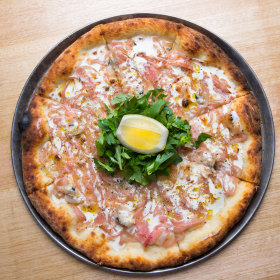 Pipi pizza.