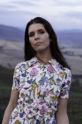 Fanny Lumsden will bring songs from her new album Fallow to Victorian fans this weekend.