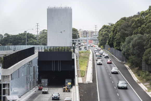 Transurban, which builds and operates toll roads in Australia and North America, is one of the picks of Atlas Funds Management’s Hugh Dive.
