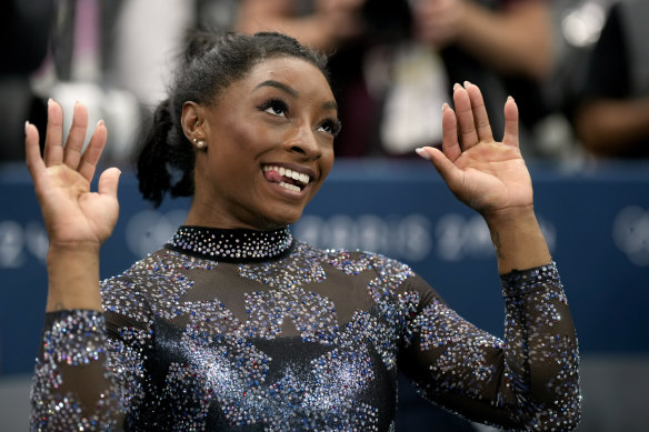 Simone Biles outshone the celebrities who turned up to watch her.