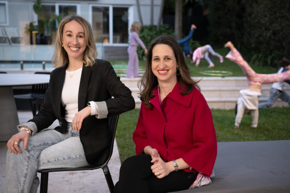 Wait Mate co-founders Amy Friedlander and Jessica Mendoza-Roth want to help parents delay giving smartphones to their children.