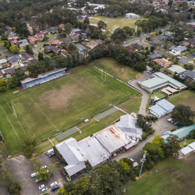 There are three rugby pitches at TG Millner Sportsground.