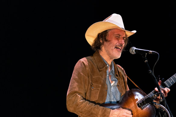 Welch and Rawlings have been writing and singing together since the early ’90s.