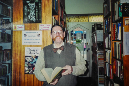 Well-read: Rod Cameron in 2007 at the Merchant of Fairness Balwyn store where he arrested a book thief.