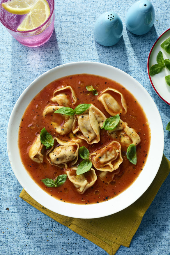 Spicy tomato, tortellini and chilli soup.