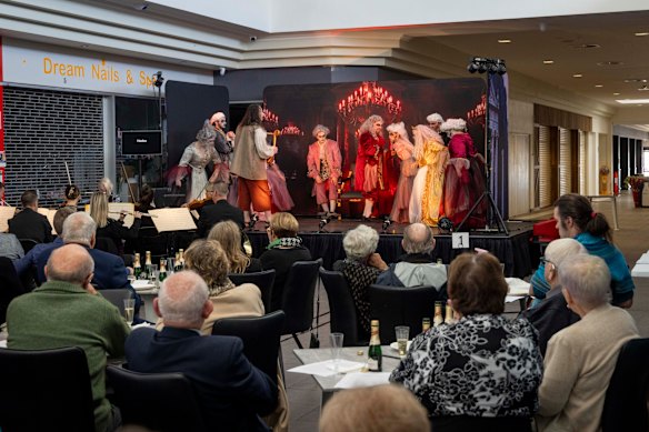 Moe Plaza plays host to a different type of attraction.