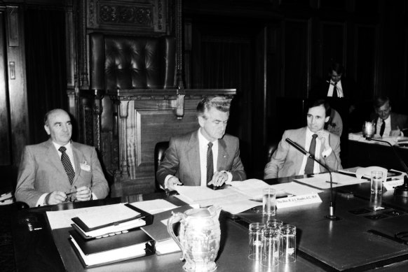 Bob Hawke (centre) and Paul Keating (right) at the national economic summit in Canberra in 1983.