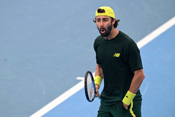 Jordan Thompson was forced to withdraw from his quarterfinal clash in the Brisbane International with Grigor Dimitrov.