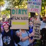 Thousands of students join climate rally in Melbourne