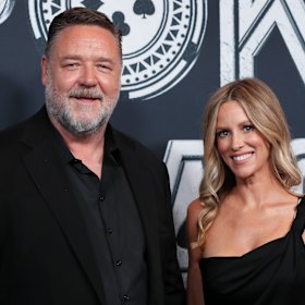 Russell Crowe with his girlfriend Britney Theriot.