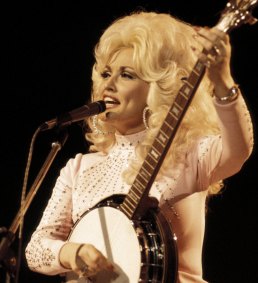 Dolly Parton on stage.