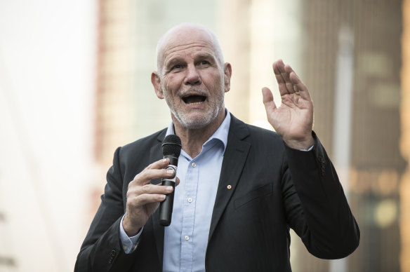 Peter FitzSimons offered to set up a book deal. 