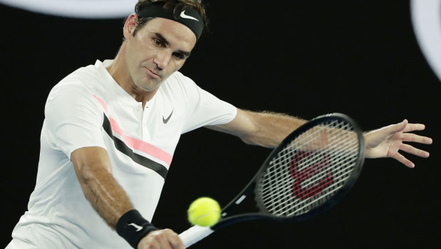Roger Federer is closing in on reclaiming the world No.1 ranking.