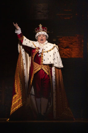Brent Hill who plays King George III in Hamilton, announces Sydney is open again. 