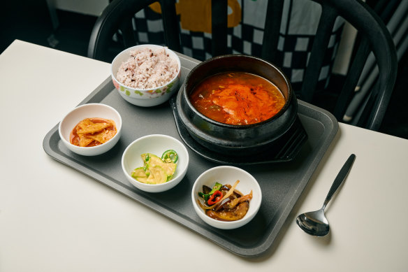 A typical lunch set at Mum’s Lunch.