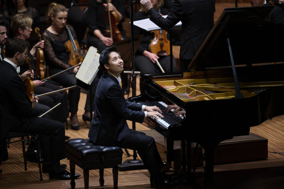 Jeonghwan Kim displayed his versatile, prize-winning pianism.