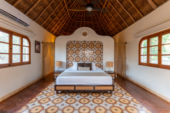 Hacienda de Sotuta de Peon offers a restful stay.