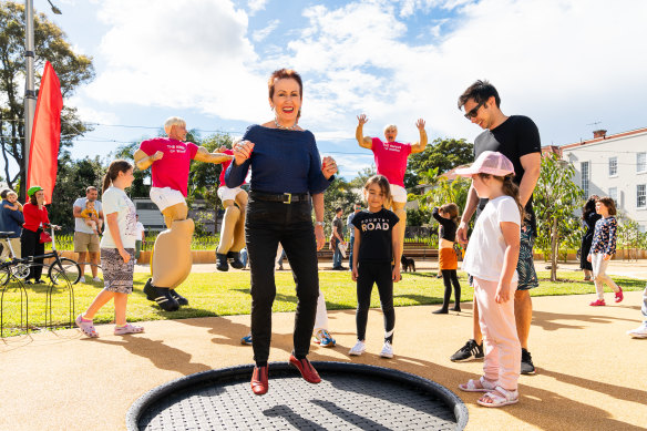 Moore is committed to increasing the
number of green spaces in the
City of Sydney.