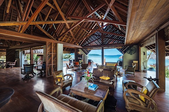 El Ratua Private Island Resort está ubicado frente a Espiritu Danto, la más grande de las 83 islas de Vanuatu.