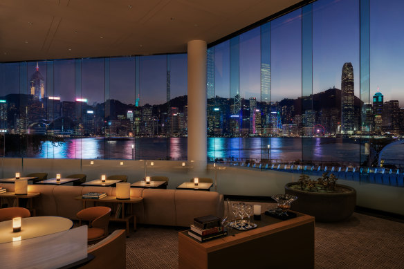 Regent’s Lobby Lounge – the hotel is so close to the harbour, it’s practically in it.