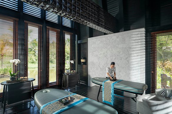 InterContinental Danang Sun Peninsula Resort. 