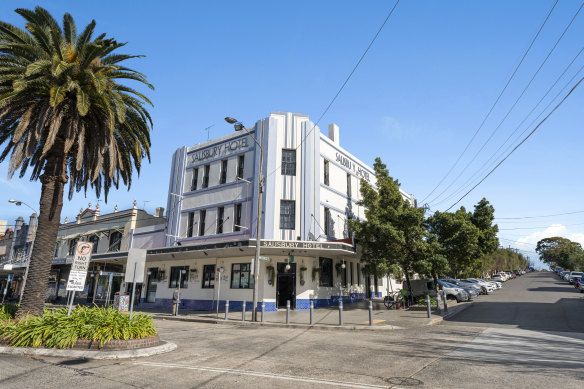 The art deco Salisbury Hotel, Stanmore is for sale