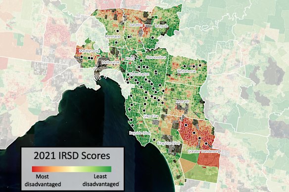 The locations of Melbourne’s proposed activity centres by socioeconomic status.