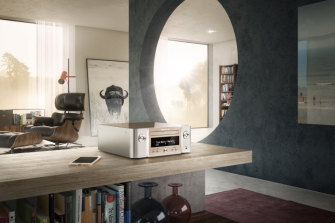 Marantz downsizes for small but powerful all-in-one music player