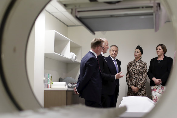 Labor leader Bill Shorten (centre) with Labor's candidate for Bennelong, Dr Brian Owler, Dr Michael Lannan, cancer patient Susie Sumner and shadow health minister Catherine King at a diagnostic imaging centre in NSW in April.  