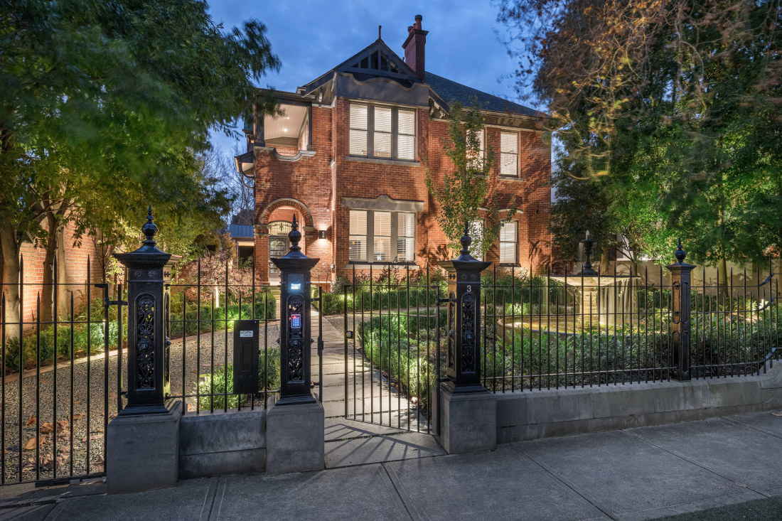 Prestige property Bobby and Cathy Zagame, Michael Kantor, Greg Woolley