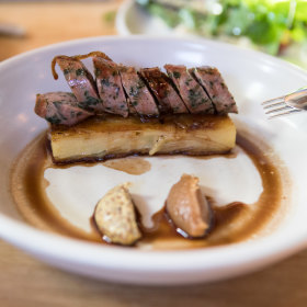 Salsiccia, potato gratin and pear butter.