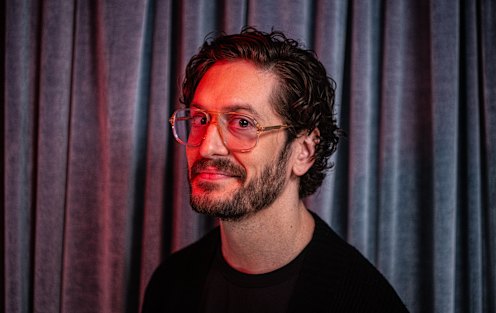 Characters smiling freakily before dying was “a very effective marketing tool to get people into the theatres”: Writer-director Parker Finn.