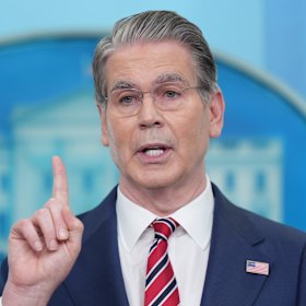 Il segretario al Tesoro americano Scott Bessent aveva precedentemente affermato che la pausa sulle sanzioni sulle spedizioni di petrolio russo non sarebbe stata prorogata. 