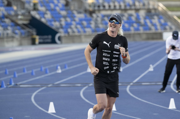 Nedd Brockmann starts his challenge, a 1610km run around Sydney Athletics Centre over 10 consecutive nights.