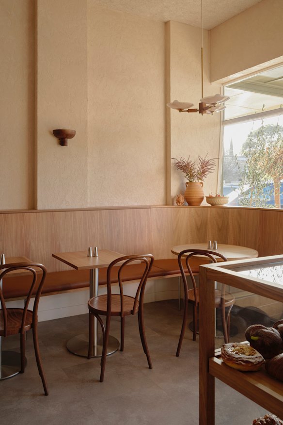 A pendant light in the front window comes from the home of the siblings’ grandparents.