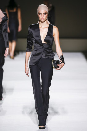 Jacket with online one sleeve