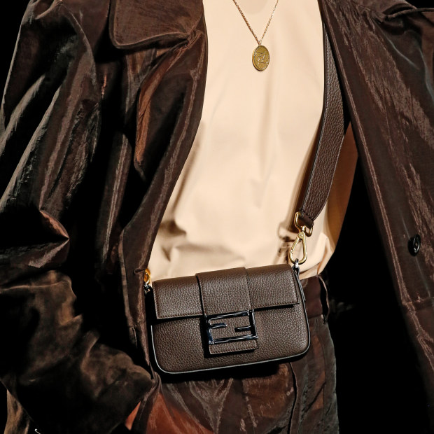 Fendi-Fendi Baguette Pouch Shoulder Bag The Fendi Baguette was originally  designed by Silvia