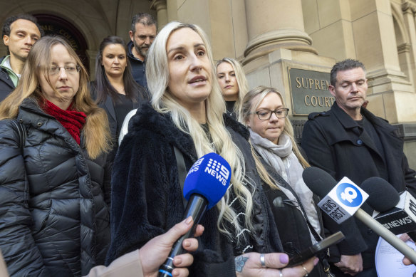 Jacqueline Schwarcz, a close friend of Monique Lezsak, speaking outside the court.