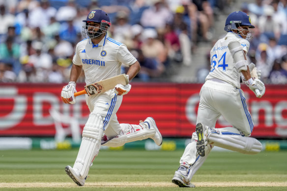 Rishabh Pant and Jaiswal put up stout resistance, batting through the second session.