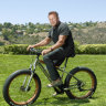 Teaching kids to bench-press
changed Schwarzenegger’s life,
much to his surprise – he recalls
thinking, “It’s funny that I feel
so good about this. I didn’t make
any money, and it was not a
career move.”