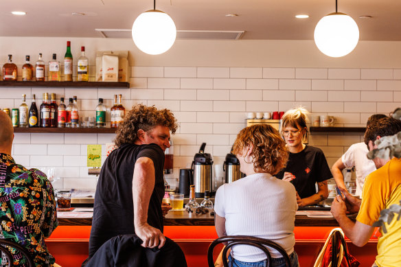 JollyGood Diner in Collingwood serves the familiar American diner classics.