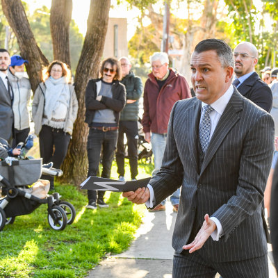 How home owners can sell for six figures more, even in a property downturn