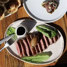 350g Black Onyx sirloin.
